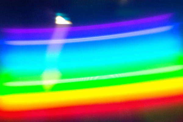 常見(jiàn)光源的光譜特性和顏色 